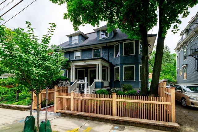 109 Lake View Ave 109, Cambridge, MA 02138