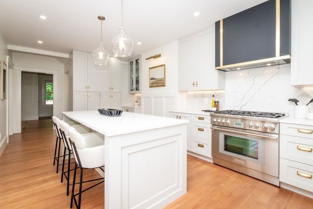 109 Lake View Ave 109, Cambridge, MA 02138