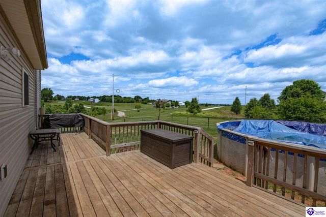 200 Diamond Court, Vine Grove, KY 40175