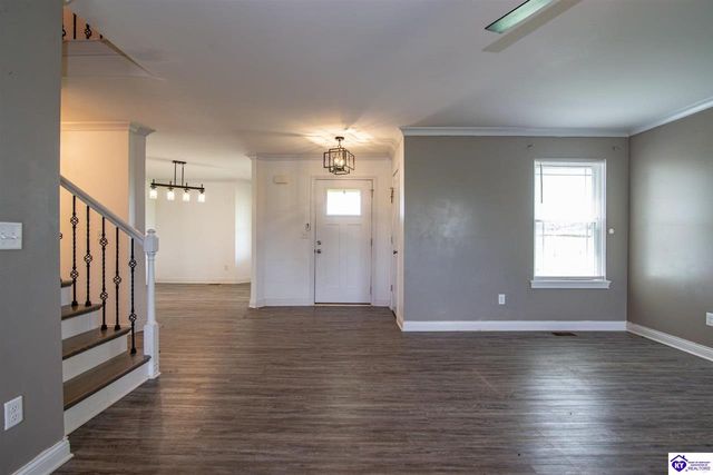 200 Diamond Court, Vine Grove, KY 40175