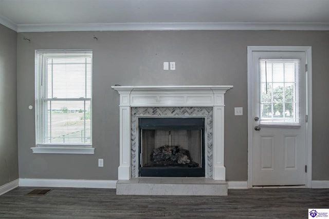 200 Diamond Court, Vine Grove, KY 40175