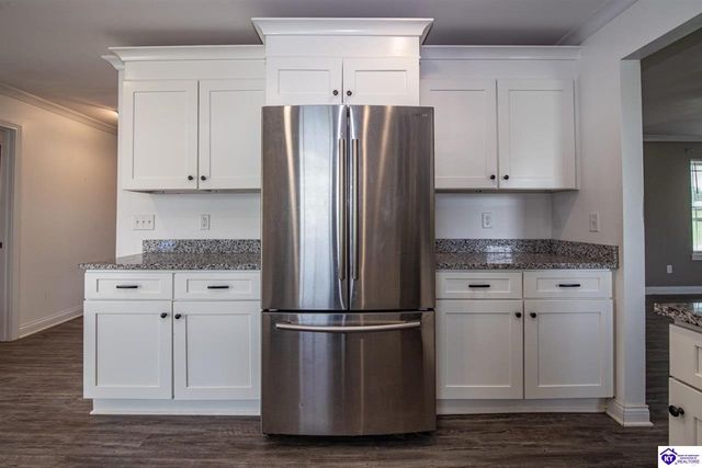 200 Diamond Court, Vine Grove, KY 40175