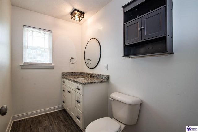 200 Diamond Court, Vine Grove, KY 40175