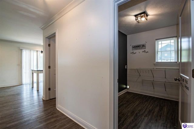 200 Diamond Court, Vine Grove, KY 40175