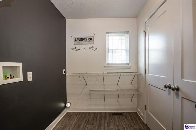 200 Diamond Court, Vine Grove, KY 40175