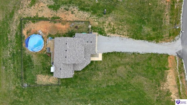 200 Diamond Court, Vine Grove, KY 40175