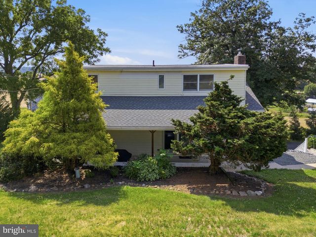 170 WAGNER RD, Reading, PA 19608