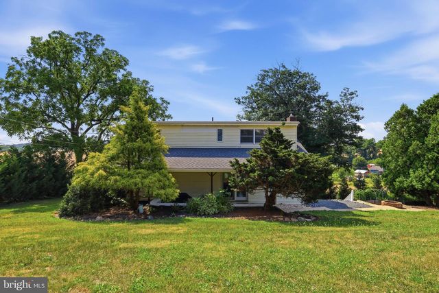 170 WAGNER RD, Reading, PA 19608