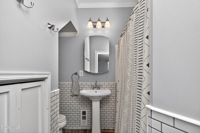 138 Davis Avenue, Waterford, NY 12188
