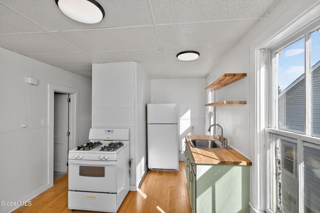 138 Davis Avenue, Waterford, NY 12188