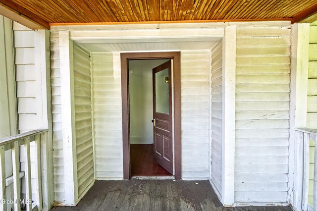 138 Davis Avenue, Waterford, NY 12188
