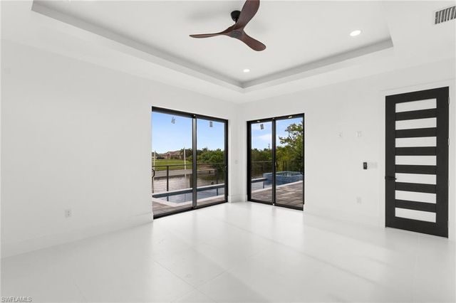 806 NW 33rd AVE, Cape Coral, FL 33993