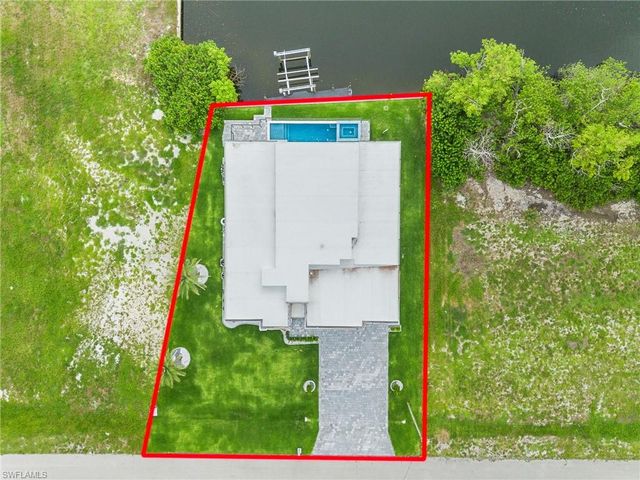 806 NW 33rd AVE, Cape Coral, FL 33993