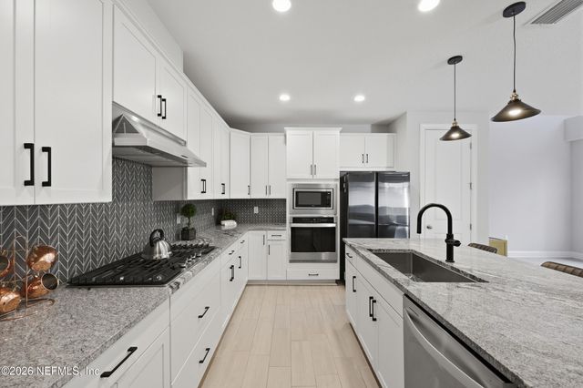 10023 FILAMENT Boulevard, Jacksonville, FL 32256