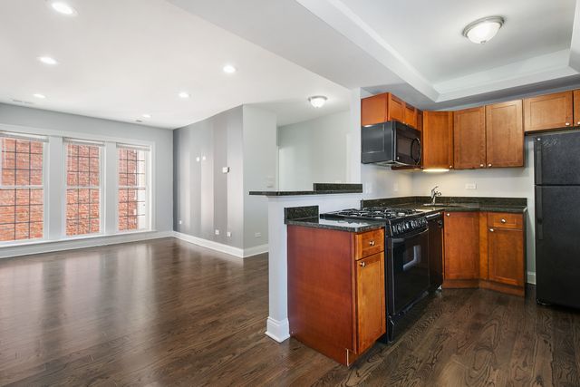 7724 N Ashland Avenue F2, Chicago, IL 60626