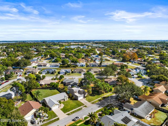 822 Emerald Way, Rockledge, FL 32955