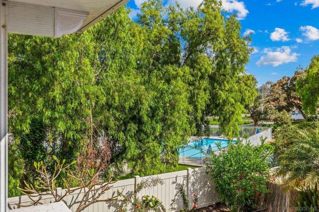 647 Boysenberry, Oceanside, CA 92057