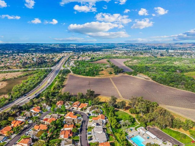 647 Boysenberry, Oceanside, CA 92057