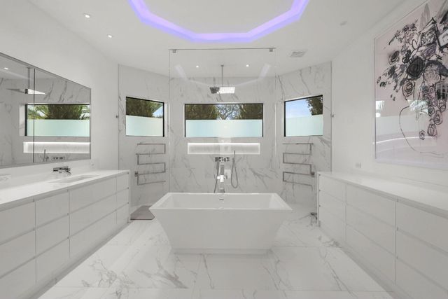 9850 Bay Leaf Court, Parkland, FL 33076