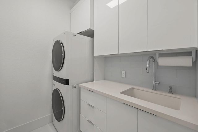 9850 Bay Leaf Court, Parkland, FL 33076