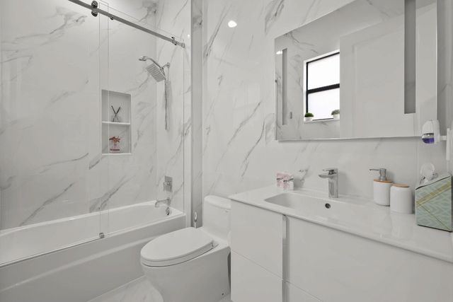 9850 Bay Leaf Court, Parkland, FL 33076