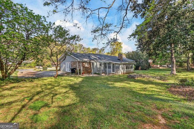 2521 Country Club Drive, Conyers, GA 30013