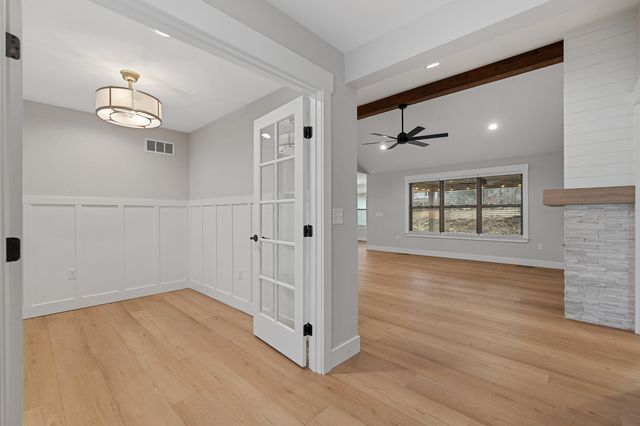 782 Elizabeth Drive, Florence, KY 41042