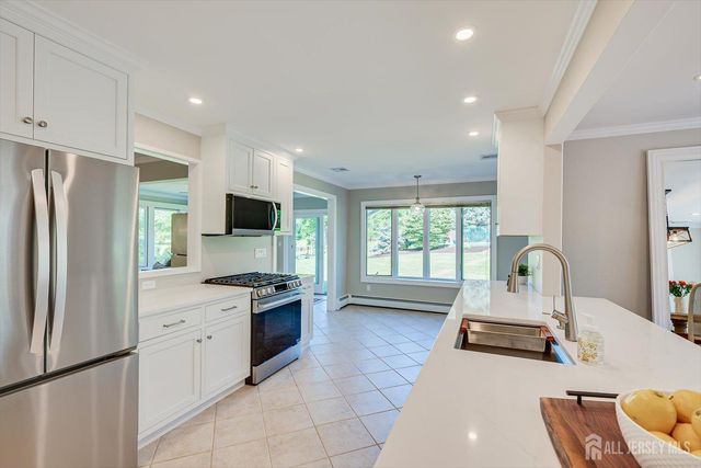 327 Summer Road, Branchburg, NJ 08853