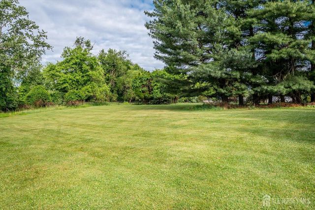 327 Summer Road, Branchburg, NJ 08853