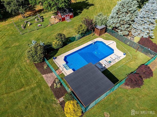 327 Summer Road, Branchburg, NJ 08853