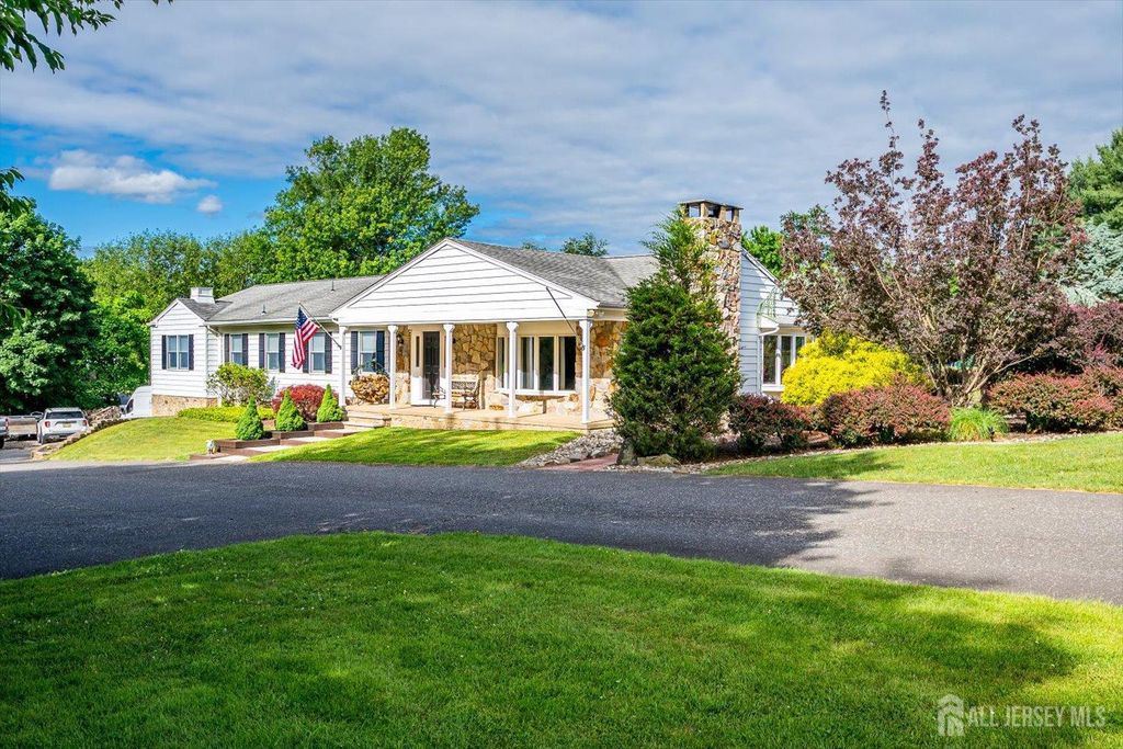 327 Summer Road, Branchburg, NJ 08853