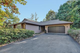 3318 One Oak RD, Roanoke, VA 24018