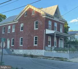 249 E LIBERTY STREET, Martinsburg, WV 25404