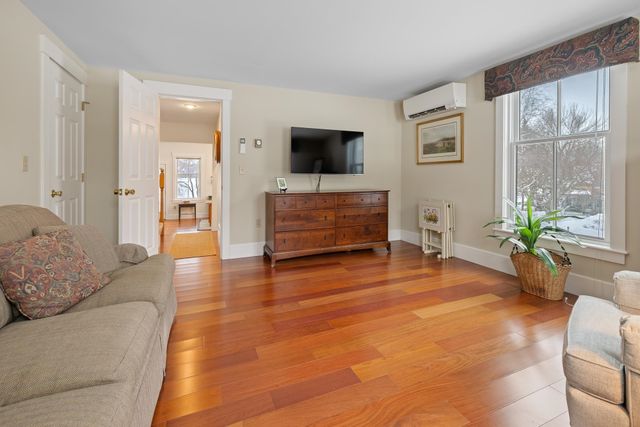 41 Chosen Vale Lane, Enfield, NH 03748