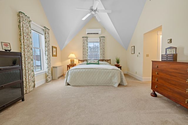 41 Chosen Vale Lane, Enfield, NH 03748