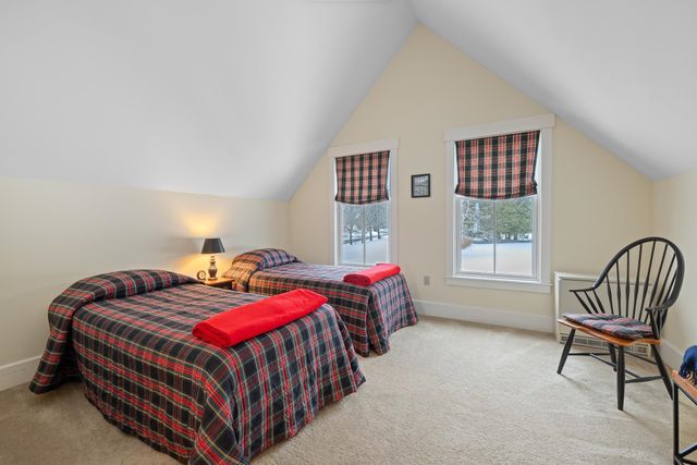 41 Chosen Vale Lane, Enfield, NH 03748