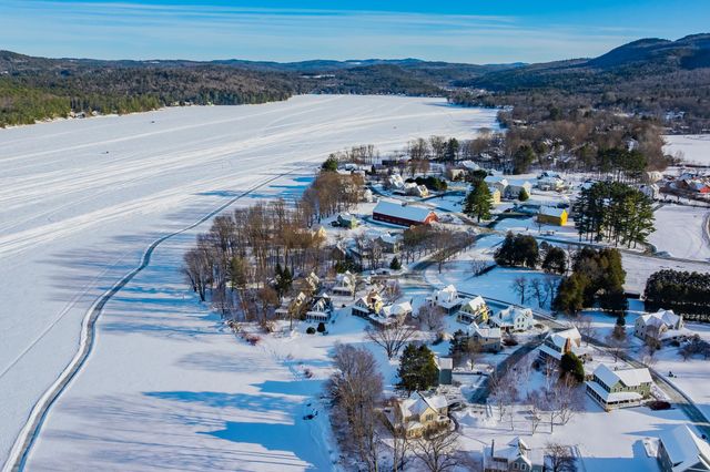 41 Chosen Vale Lane, Enfield, NH 03748