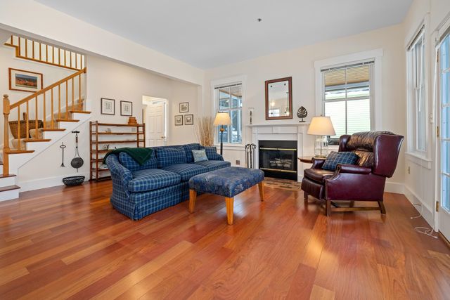 41 Chosen Vale Lane, Enfield, NH 03748