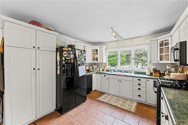 339 S Cherry Street S, Ottawa, KS 66067