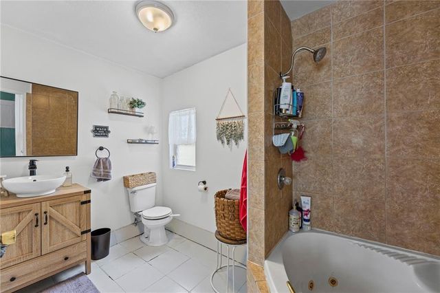 339 S Cherry Street S, Ottawa, KS 66067