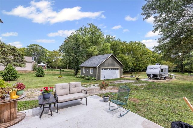 339 S Cherry Street S, Ottawa, KS 66067