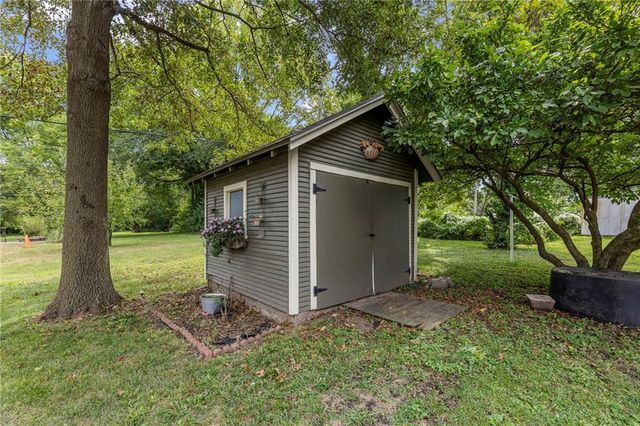 339 S Cherry Street S, Ottawa, KS 66067