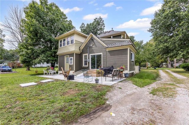 339 S Cherry Street S, Ottawa, KS 66067