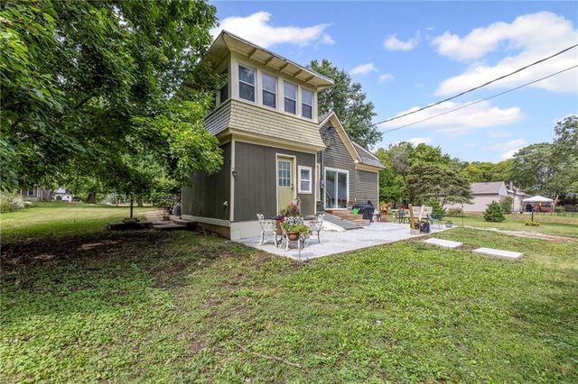 339 S Cherry Street S, Ottawa, KS 66067