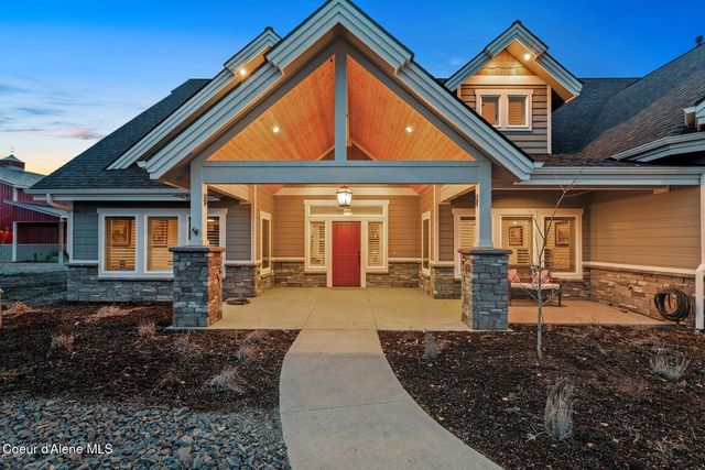 12399 N Meadow Wood Ln, Hayden, ID 83835