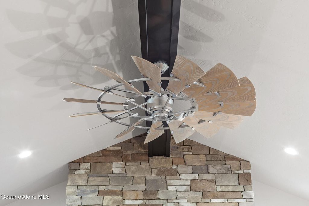 12399 N Meadow Wood Ln, Hayden, ID 83835 photo 38