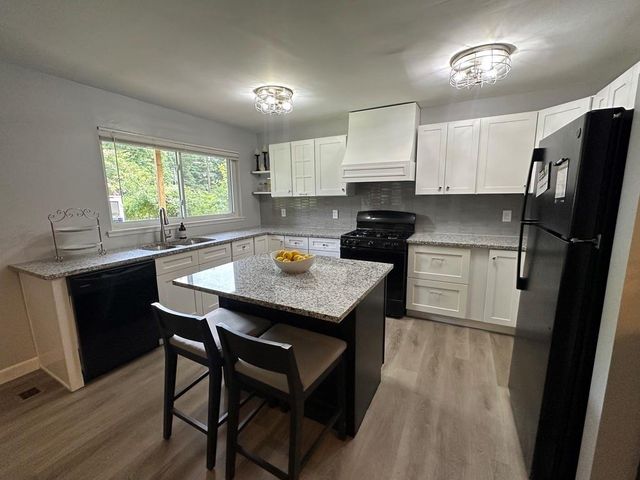 2535 Abner Pl NW, Atlanta, GA 30318
