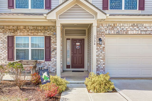 1794 N Clearwater Drive, Greenfield, IN 46140