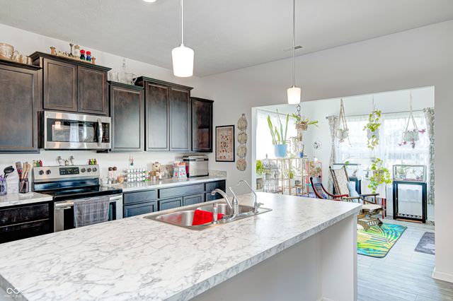 1794 N Clearwater Drive, Greenfield, IN 46140