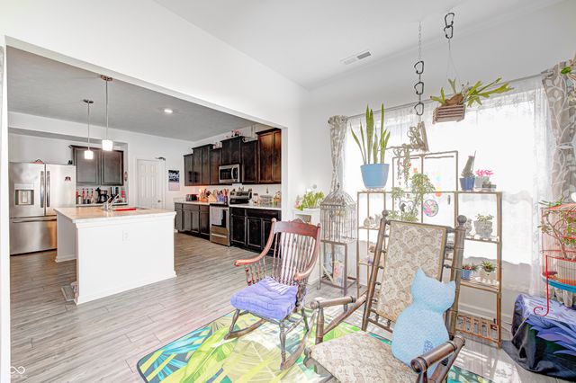 1794 N Clearwater Drive, Greenfield, IN 46140